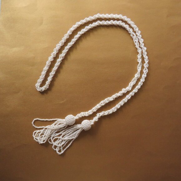 Vintage White Faux Pearl Braided Lariat Necklace with Tassel Drops - Picture 1 of 6